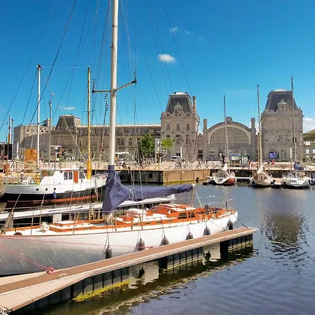 Pet Friendly In With Wifi Ostende